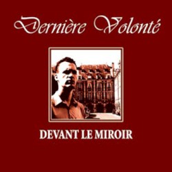 Devant le miroir