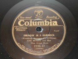Swingin' in a Hammock / Seems to Me