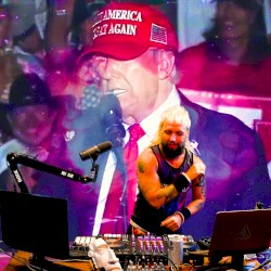 Ｉ ＴＯＳＳ ＡＮＤ ＴＵＲＮ ＡＴ ＮＩＧＨＴ(Quite Frankly Election Night Set Mix)