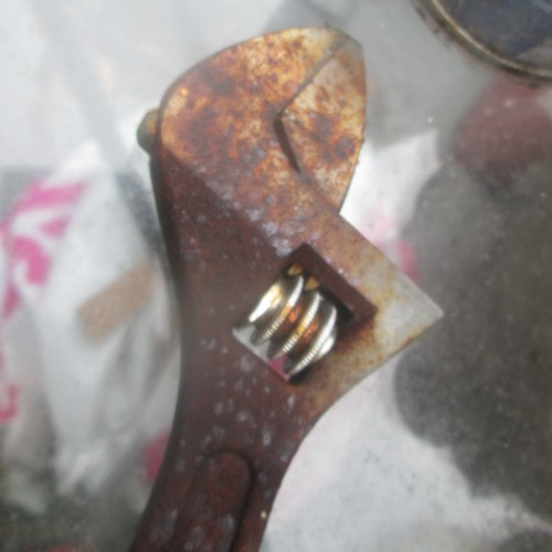 Using a Large Rusty Metal Wrench as a Radio Antenna