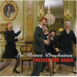 Protest und Vasen