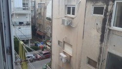 לא מיועד להאזנה