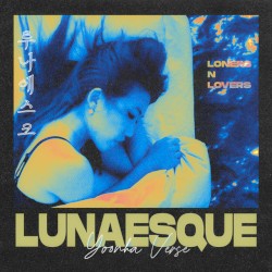 Lunaesque