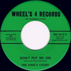 Don't Put Me On / Midnite Hour