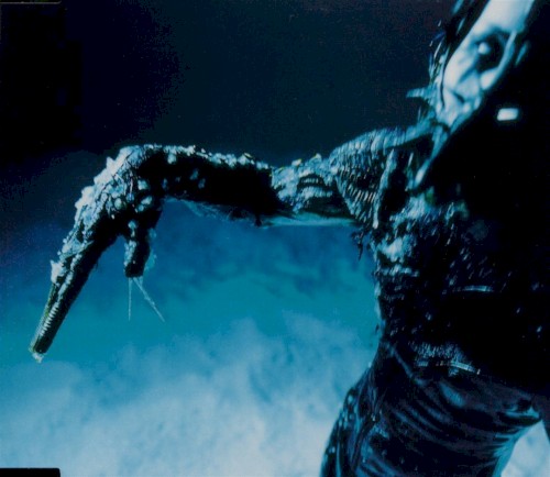 -CREATURE-