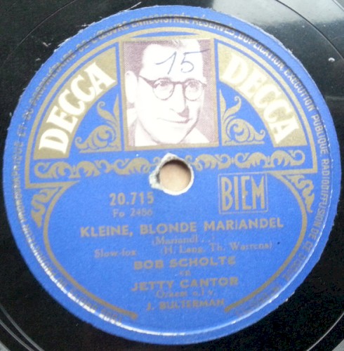 Kleine, blonde Mariandel / Op een avond in mei