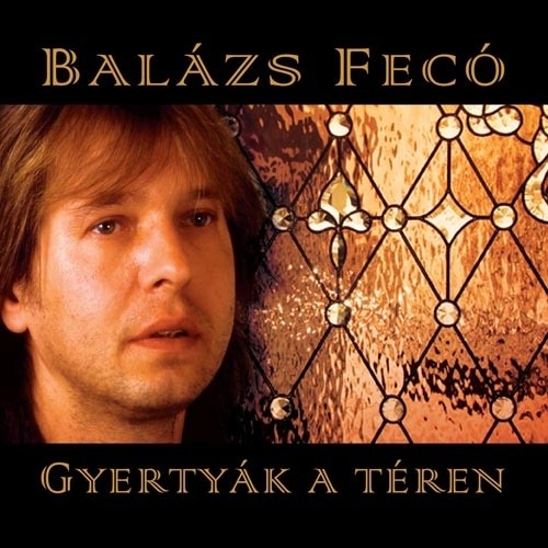 Gyertyák a téren