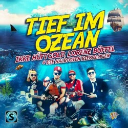 Tief im Ozean