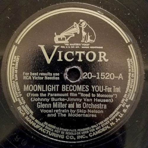 Moonlight Becomes You / Moonlight Mood