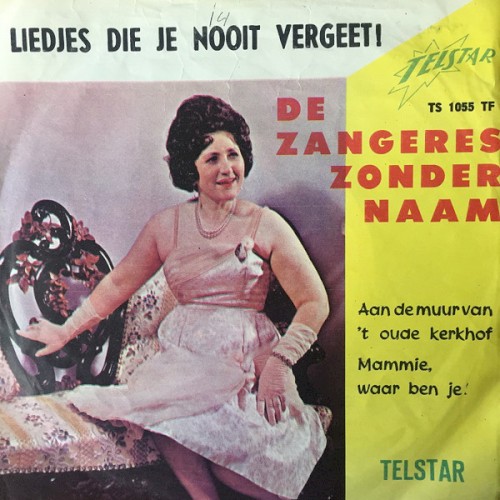 Aan de muur van ’t oude kerkhof / Mammie, waar ben je?