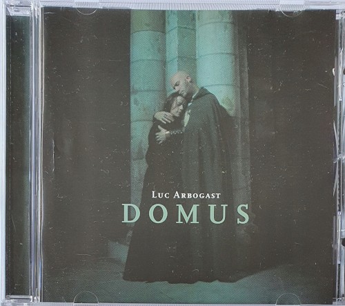 Domus