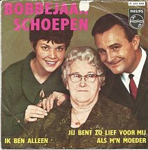 Ik ben alleen / Jij bent zo lief voor mij als m’n moeder