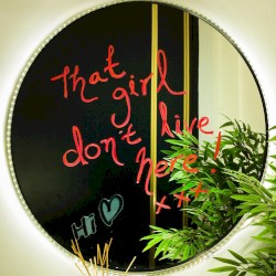 That Girl Don’t Live Here