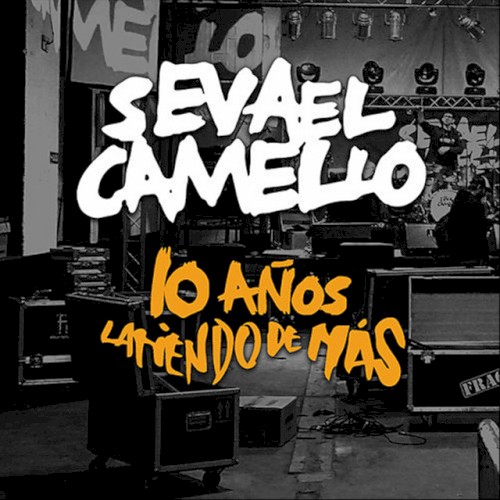10 años, latiendo de más (En Vivo)
