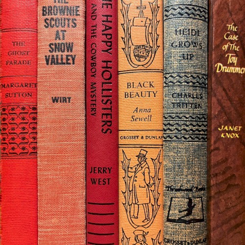 Mrs. Hippen Reads