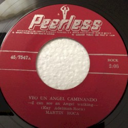 Veo un ángel caminando / Timido