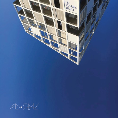 Le Carré bleu