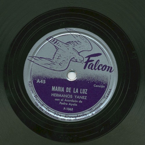María de la Luz / Amor engañoso