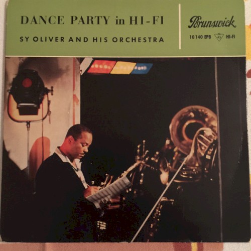 Dance Party in Hi-Fi