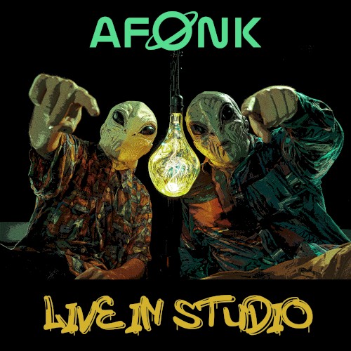 LIVE IN STUDIO