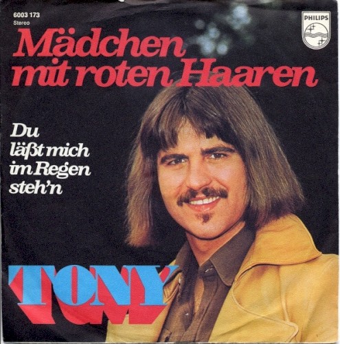 Mädchen mit roten Haaren