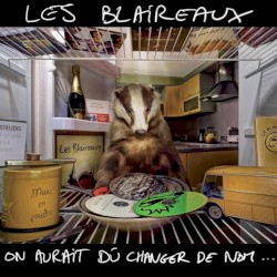 On aurait dû changer de nom...