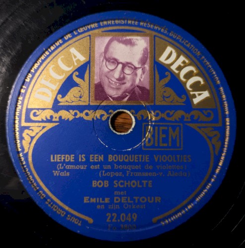 Liefde is een bouquetje viooltjes / Rosita