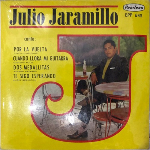 Por la vuelta / Cuando llora mi guitarra / Dos medallitas / Te sigo esperando