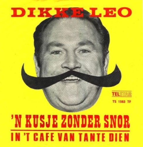 ’n Kusje zonder snor / In ’t café van tante Dien
