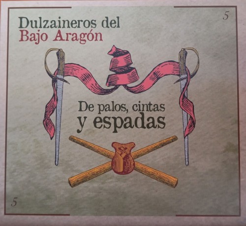 De palos, cintas y espadas