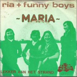 Maria / Lekker aan het strand