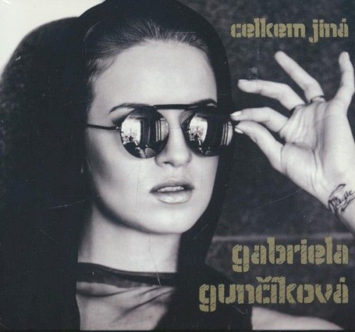 Celkem jiná
