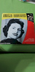 Fado xuxu / Lar português / Toiro! Eh! Toiro! / Marcha da Mouraria