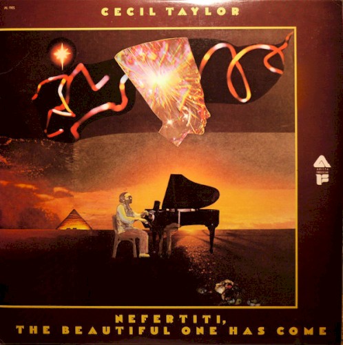 Nefertiti, the Beautiful One Has Come: Live at the Cafe Monmartre
