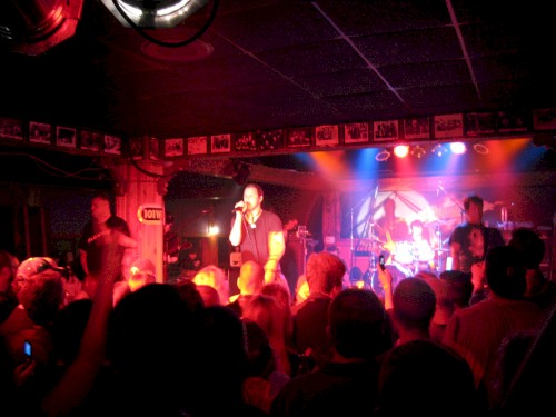 2008-11-29 - Live at Blondies