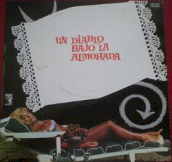 Un Diablo Bajo La Almohada