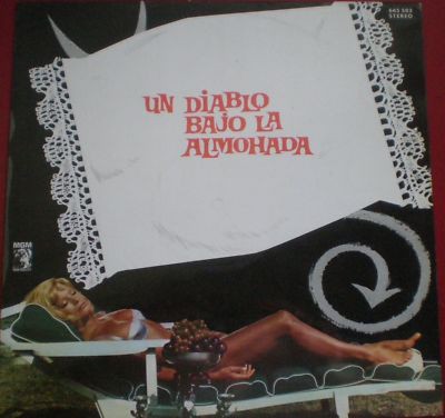 Un Diablo Bajo La Almohada