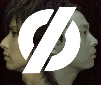 Φ
