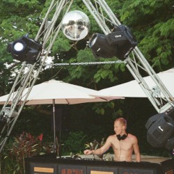 NPR Yucatán — Poolside Closing Set