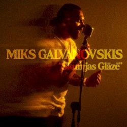 Skumjas Glāzē