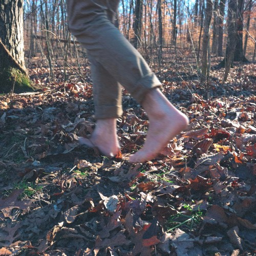 barefoot