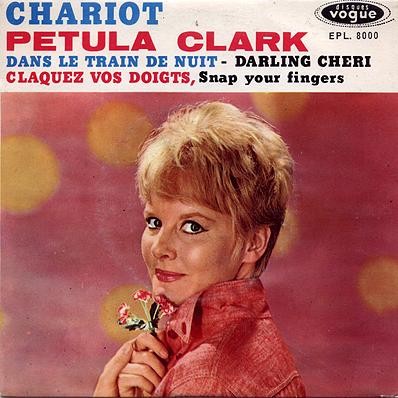 Chariot / Claquez vos doigts / Dans le train de nuit / Darling chéri