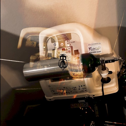 oxygen concentrator/autofill drone