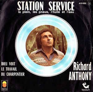 Station service (Le Plein, les Pneus, l’Huile et l’Eau)