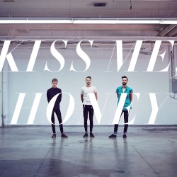 Kiss Me, Honey (radio edit)