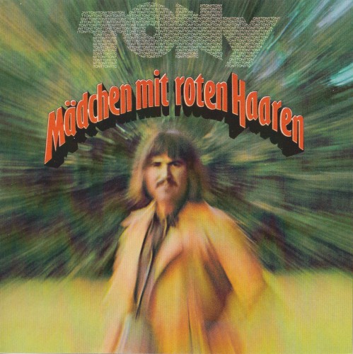 Mädchen mit roten Haaren