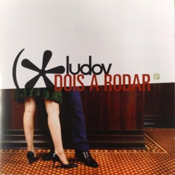 Dois a Rodar