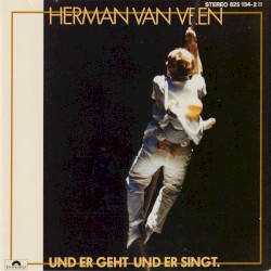 Und er geht und er singt