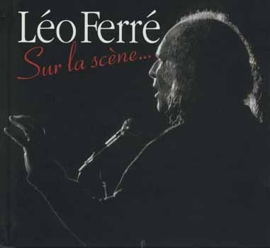 Sur la scène