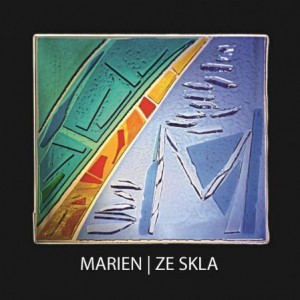 Ze skla